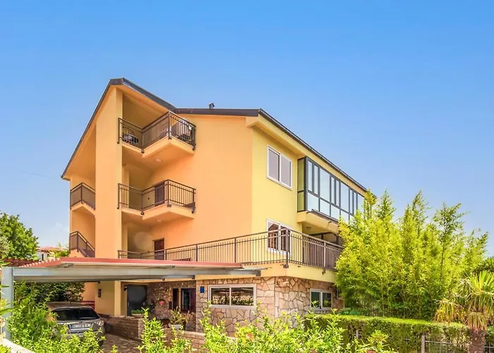 Apartmani Kraljevica דירה קראליביצה