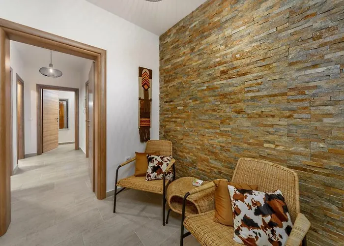 דירה Apartmani Kraljevica קראליביצה