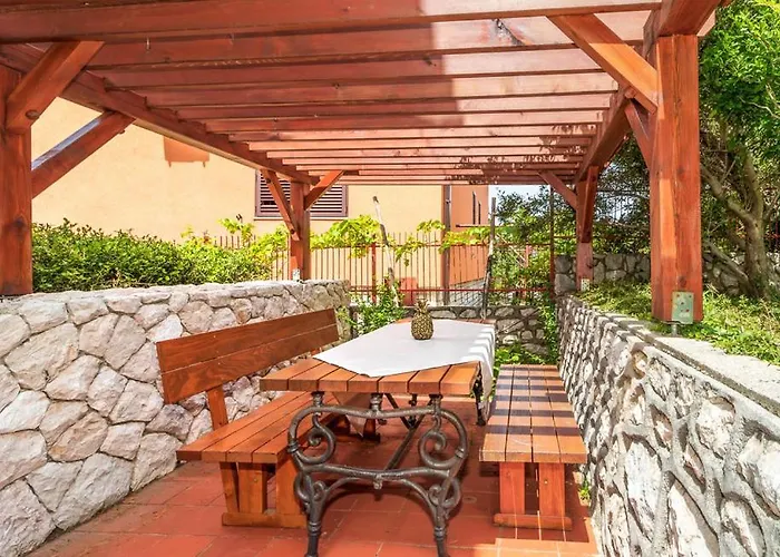 Apartmani Kraljevica דירה