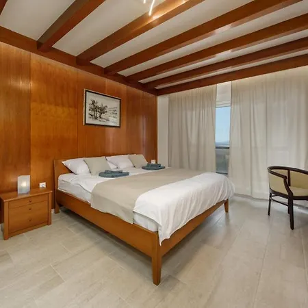 Apartmani Kraljevica *